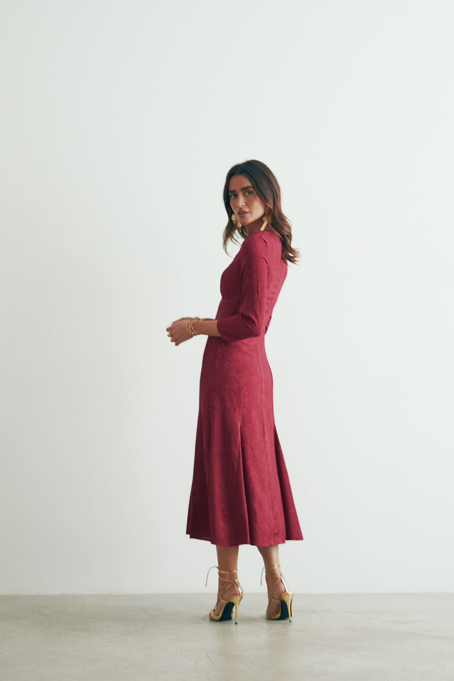 VESTIDO INÉS GRANATE