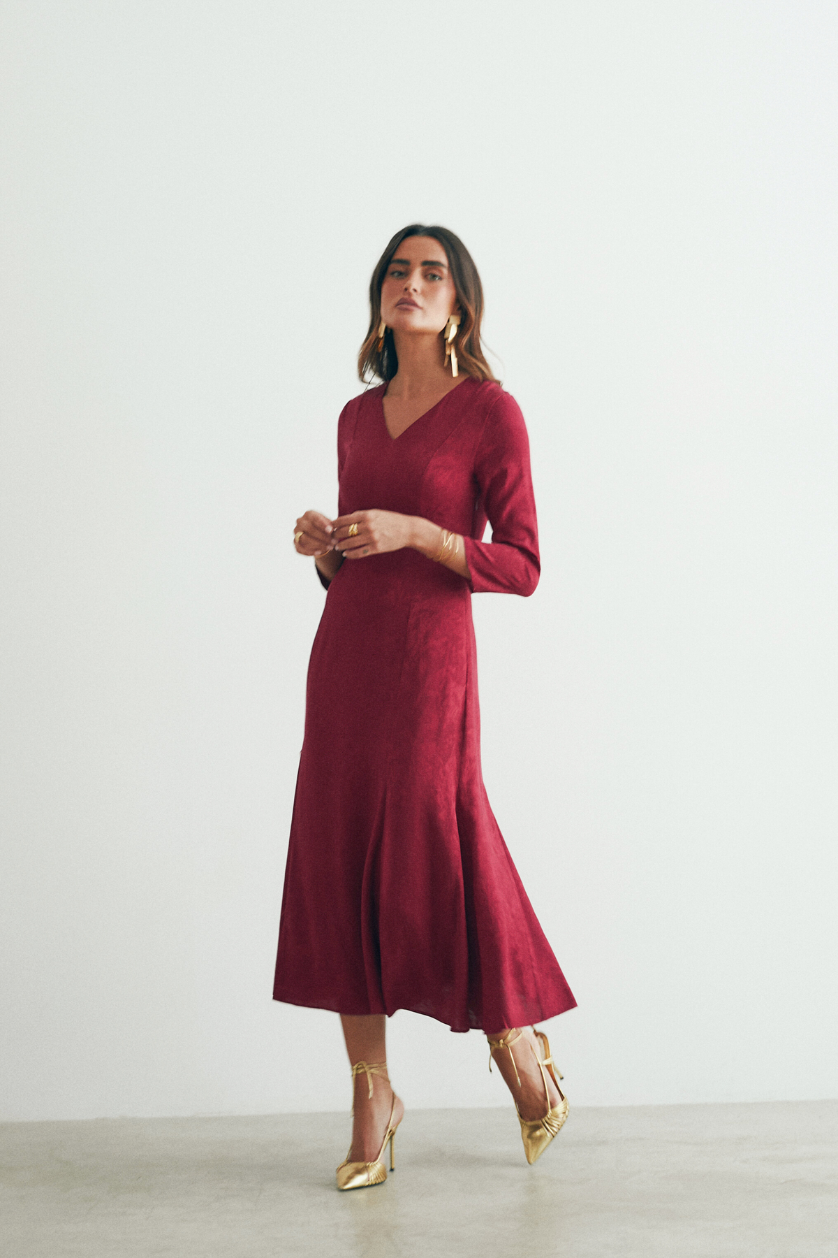 VESTIDO INÉS GRANATE